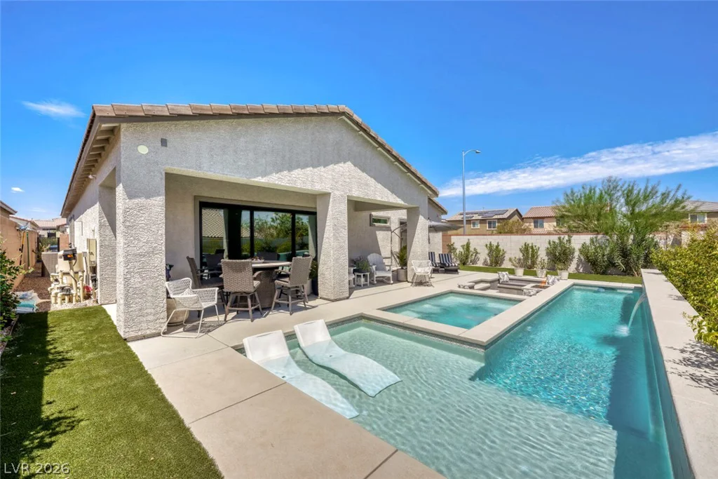 9306 Sierra De Luna, Las Vegas, NV 89139