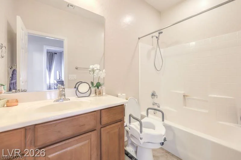 8213 Bay Dunes, Las Vegas, NV 89131