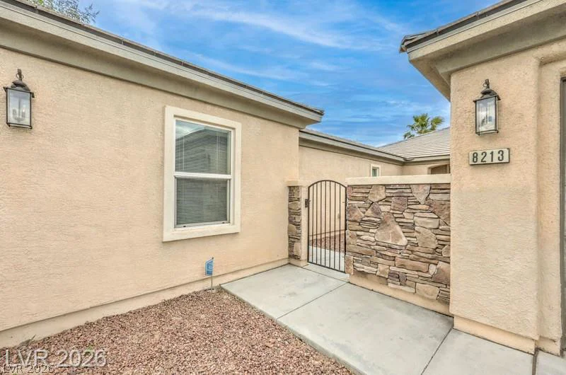 8213 Bay Dunes, Las Vegas, NV 89131