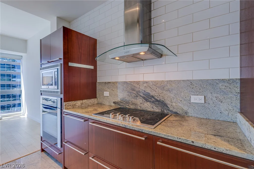 4471 Dean Martin, Las Vegas, NV 89103