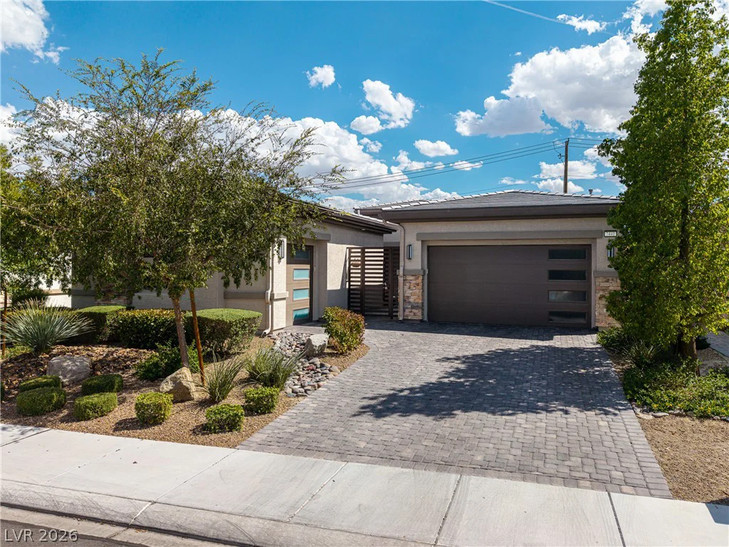 7441 Deschutes, Las Vegas, NV 89129