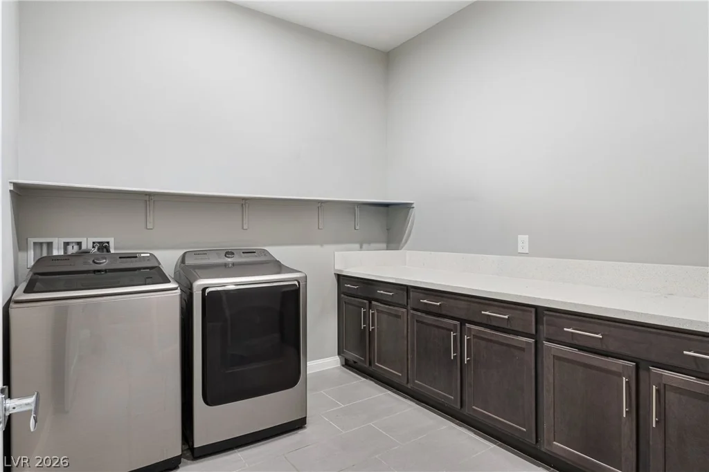 7441 Deschutes, Las Vegas, NV 89129
