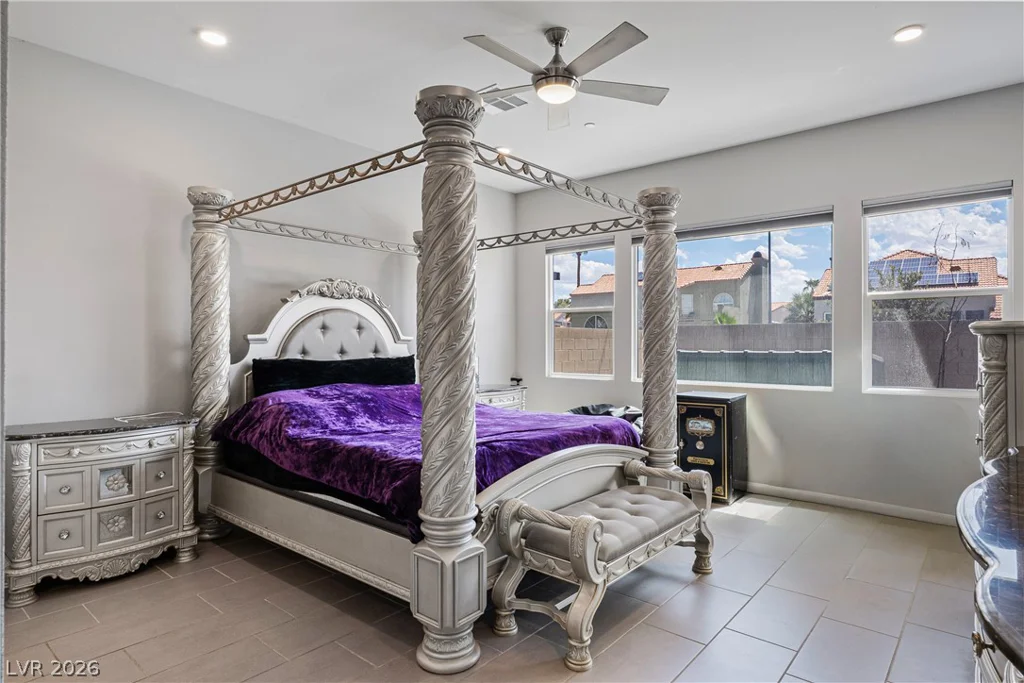 7441 Deschutes, Las Vegas, NV 89129