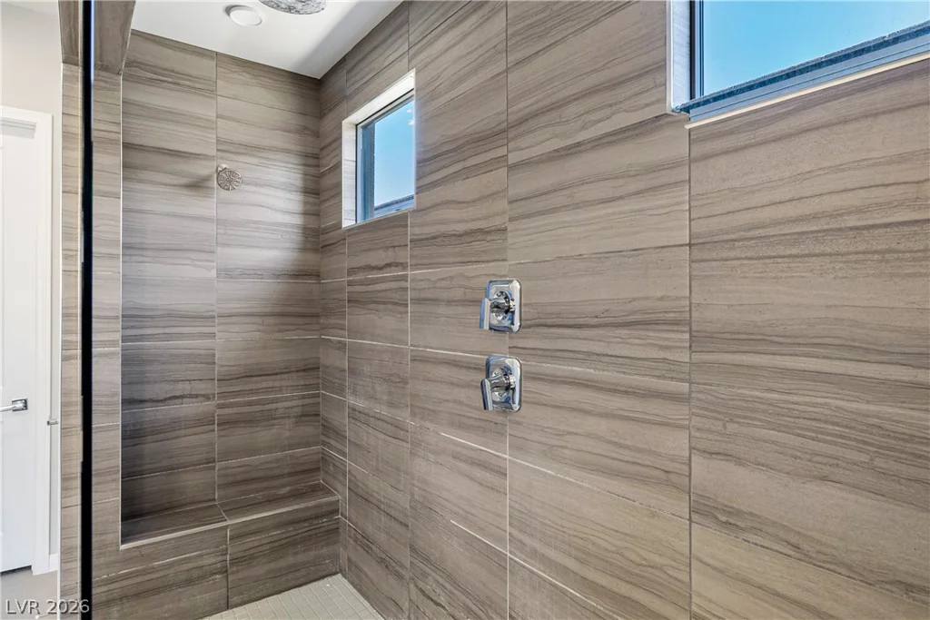 7441 Deschutes, Las Vegas, NV 89129