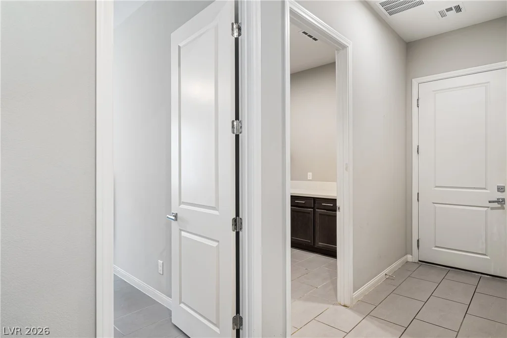7441 Deschutes, Las Vegas, NV 89129