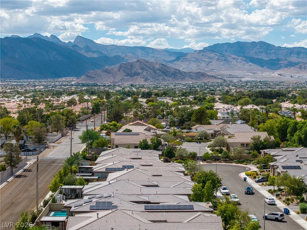 7441 Deschutes, Las Vegas, NV 89129