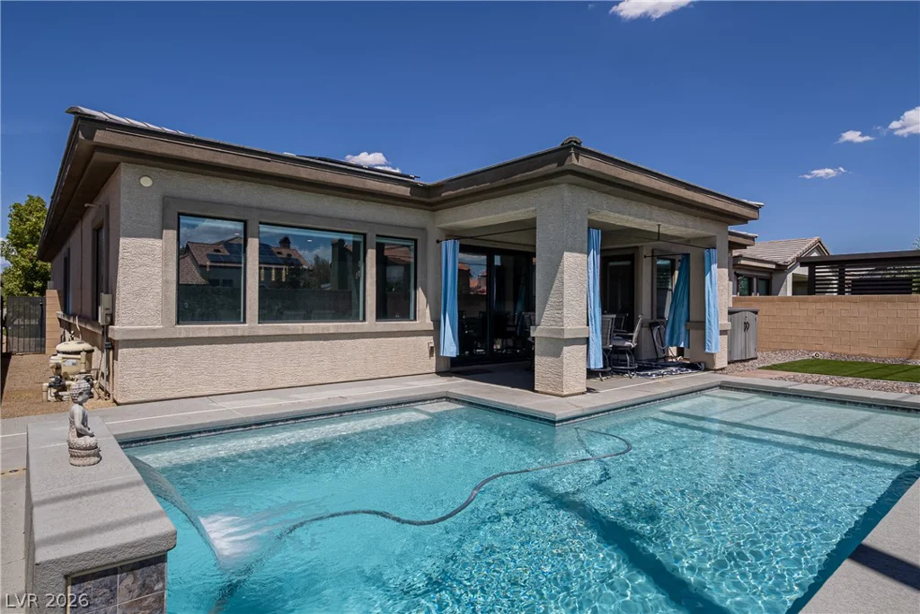 7441 Deschutes, Las Vegas, NV 89129