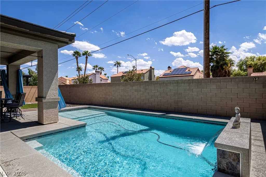 7441 Deschutes, Las Vegas, NV 89129