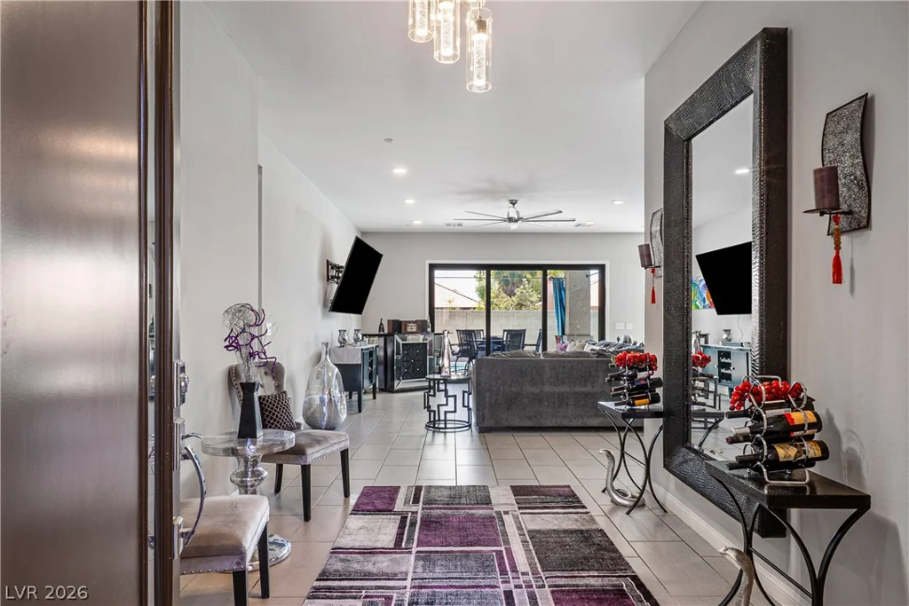 7441 Deschutes, Las Vegas, NV 89129
