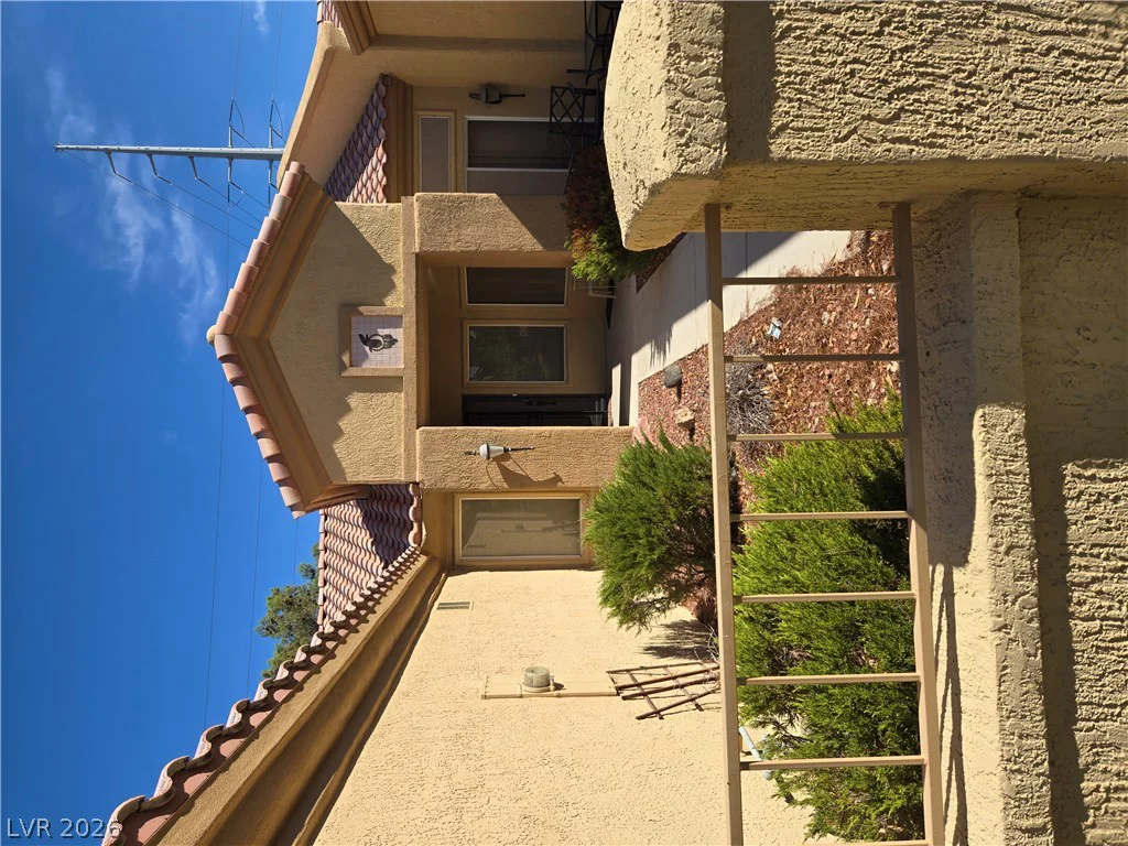 9812 Villa Ridge, Las Vegas, NV 89134