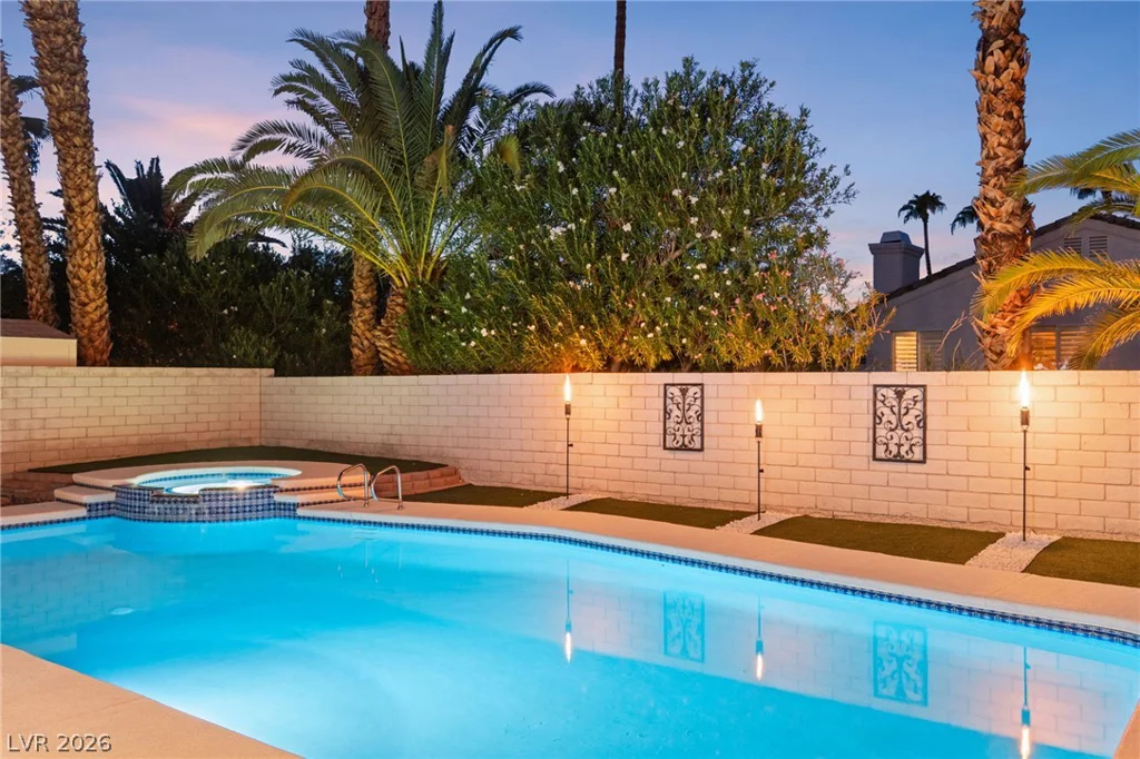 1924 Spode, Henderson, NV 89014