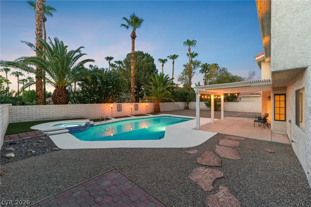 1924 Spode, Henderson, NV 89014