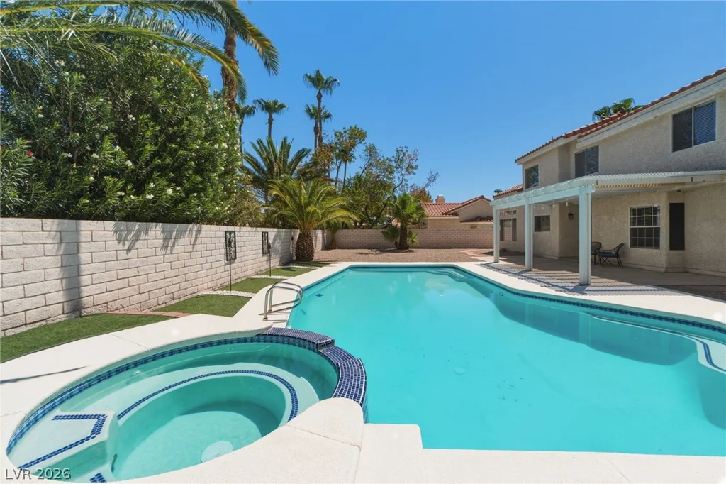 1924 Spode, Henderson, NV 89014