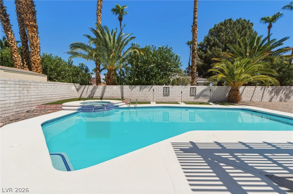 1924 Spode, Henderson, NV 89014