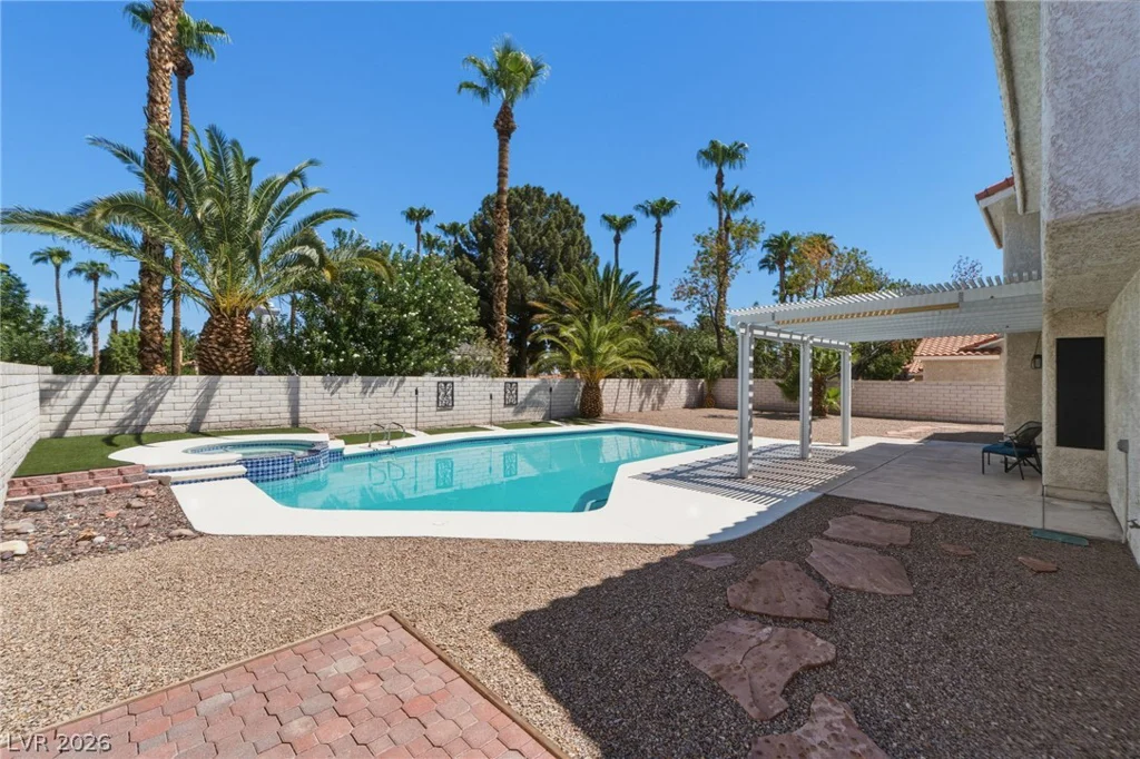 1924 Spode, Henderson, NV 89014
