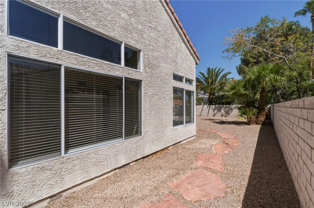 1924 Spode, Henderson, NV 89014