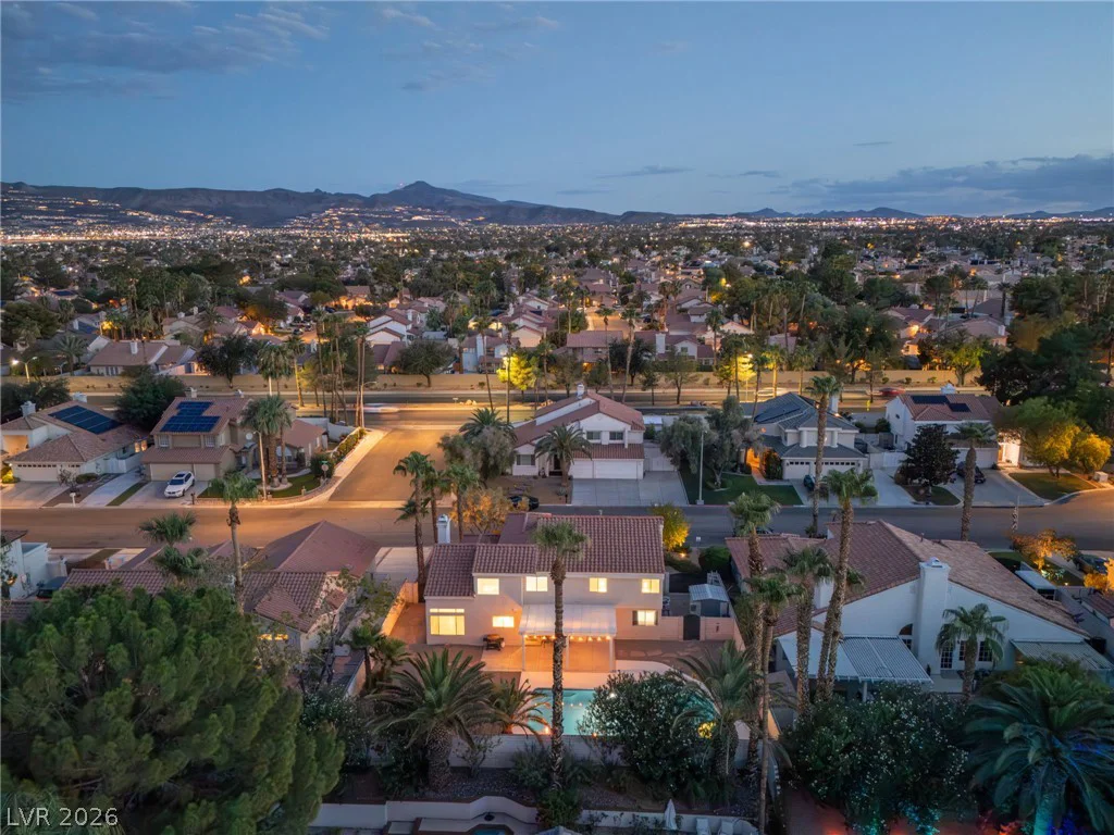 1924 Spode, Henderson, NV 89014