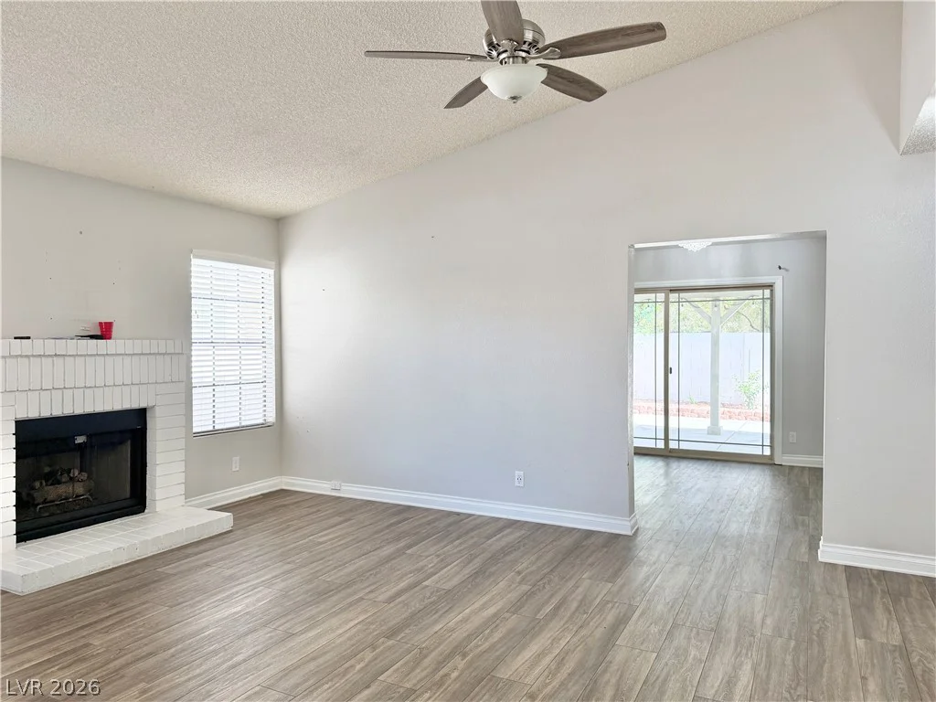 642 Freeburg, Las Vegas, NV 89123