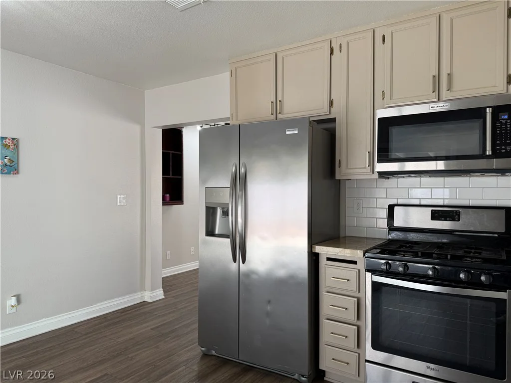 642 Freeburg, Las Vegas, NV 89123