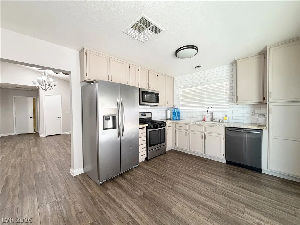 642 Freeburg, Las Vegas, NV 89123