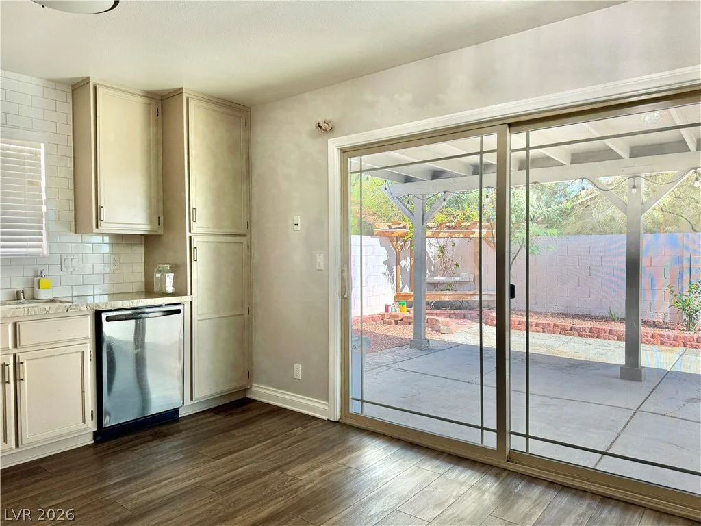 642 Freeburg, Las Vegas, NV 89123