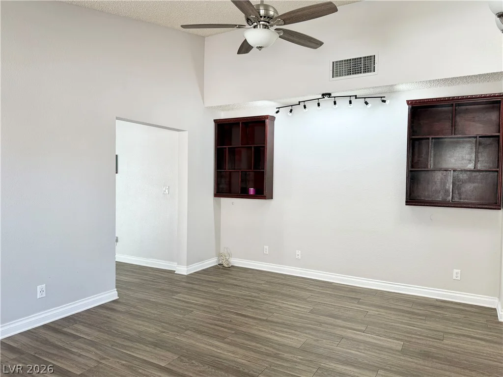 642 Freeburg, Las Vegas, NV 89123