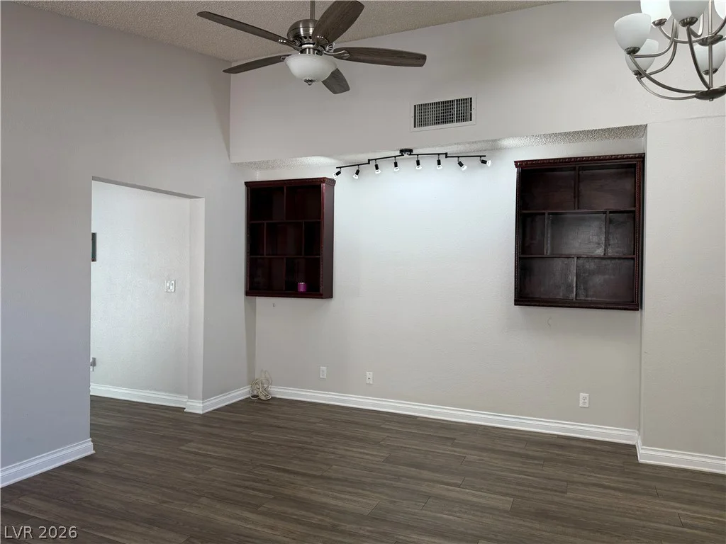 642 Freeburg, Las Vegas, NV 89123