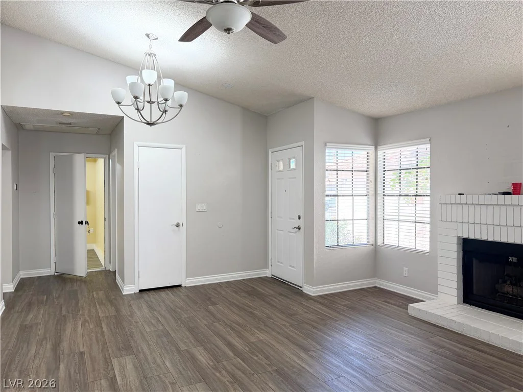 642 Freeburg, Las Vegas, NV 89123