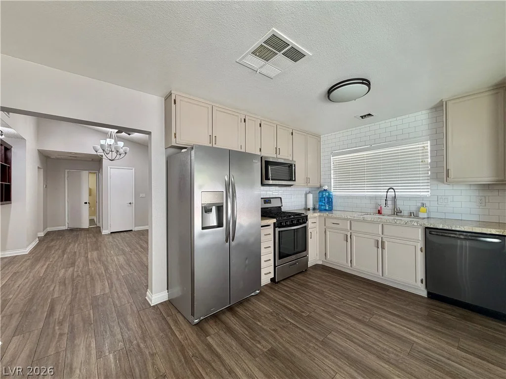 642 Freeburg, Las Vegas, NV 89123