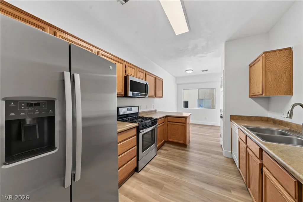 77 Blue Beak, Henderson, NV 89012