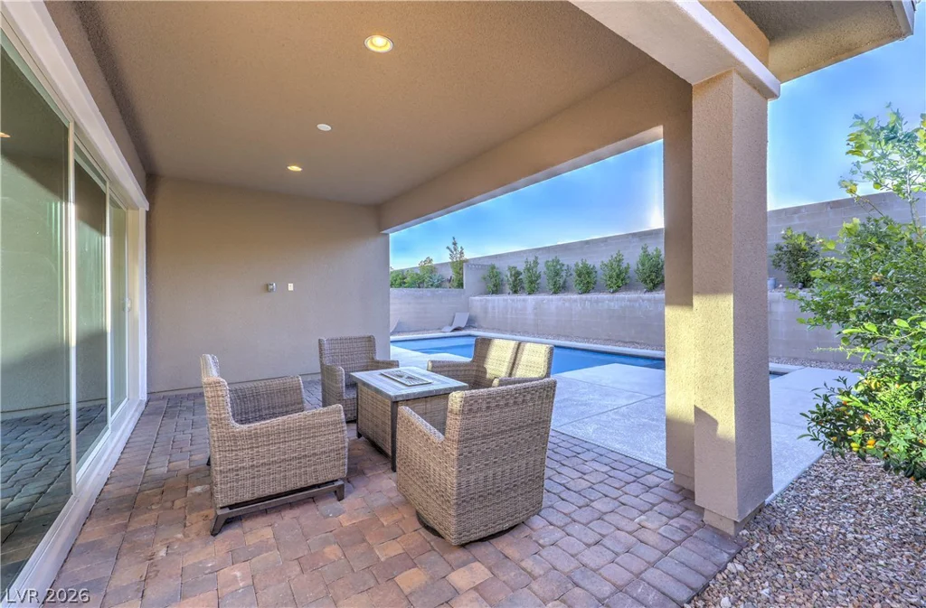 463 Point Sur, Las Vegas, NV 89138