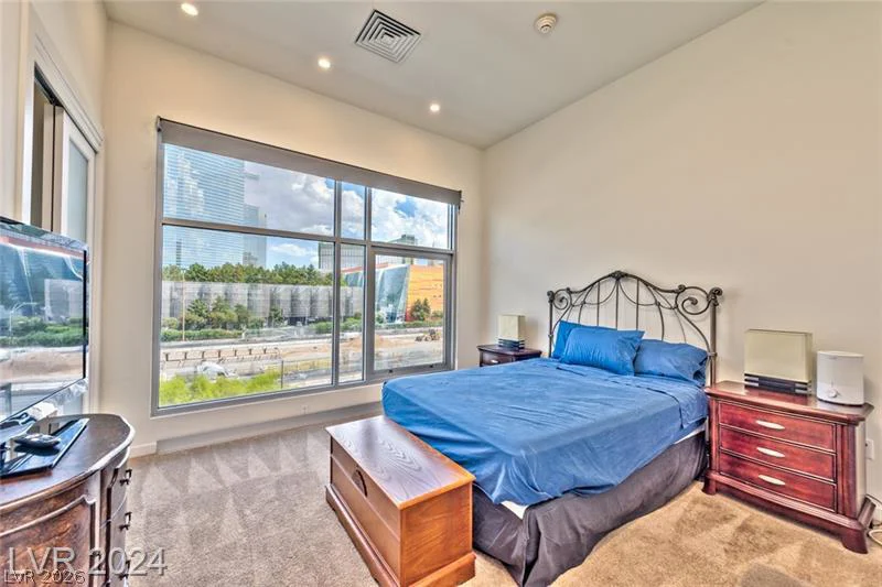 4585 Dean Martin, Las Vegas, NV 89103