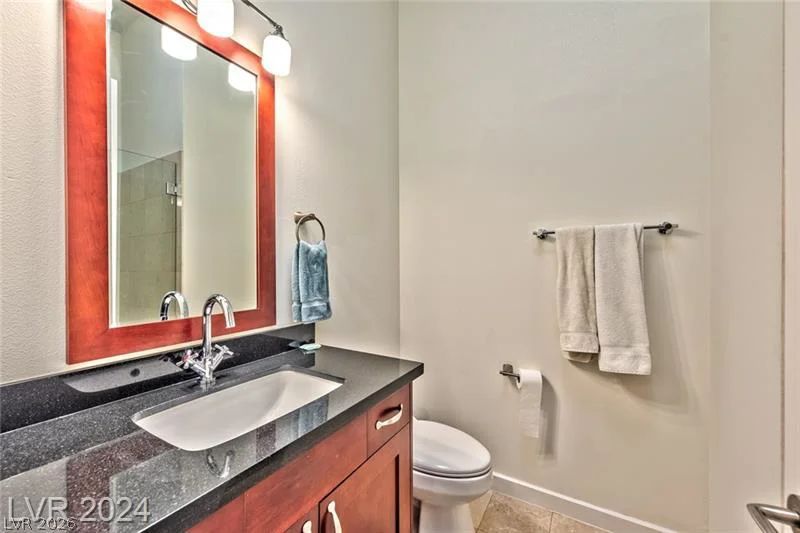 4585 Dean Martin, Las Vegas, NV 89103