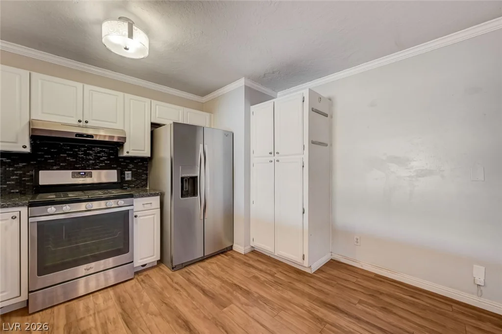 1209 Meadbrook, Las Vegas, NV 89110