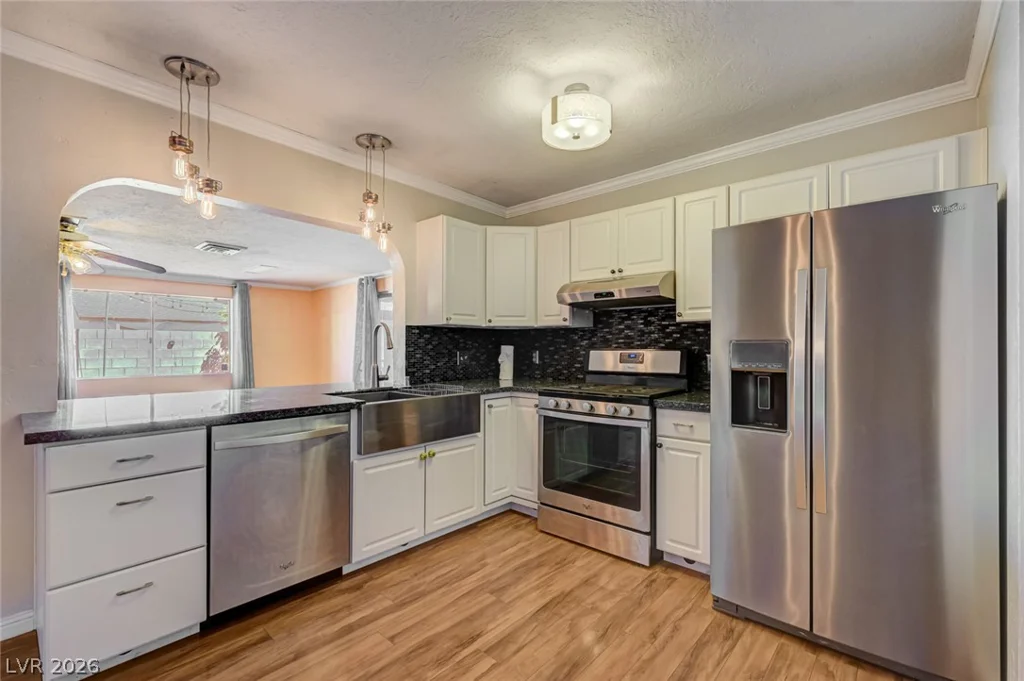 1209 Meadbrook, Las Vegas, NV 89110