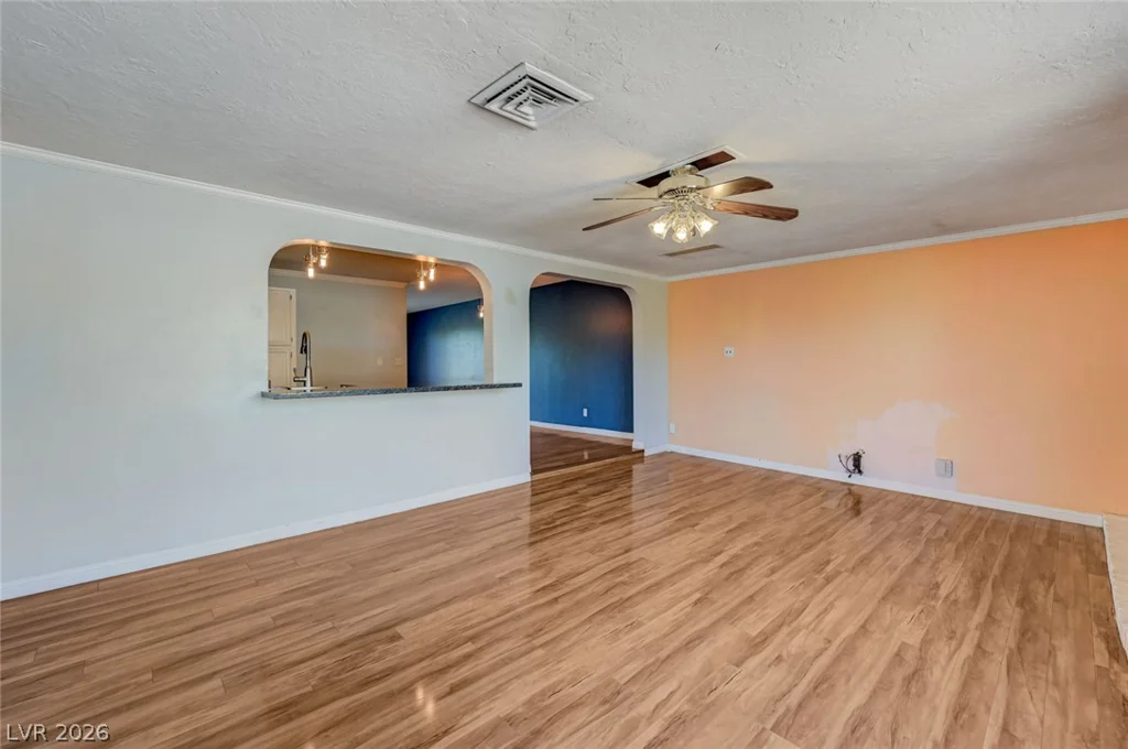 1209 Meadbrook, Las Vegas, NV 89110