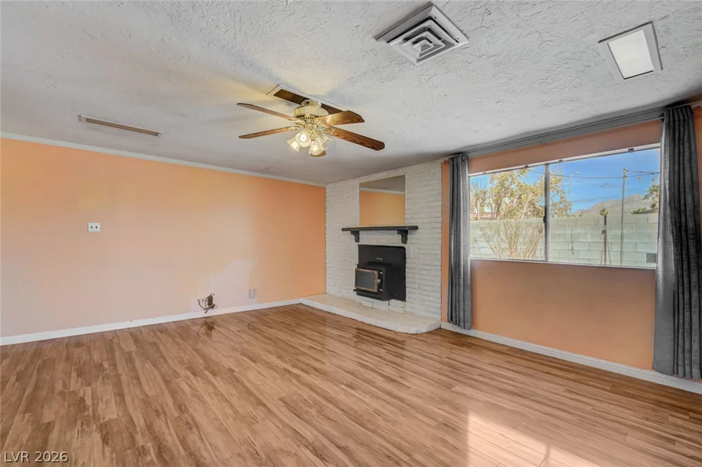 1209 Meadbrook, Las Vegas, NV 89110