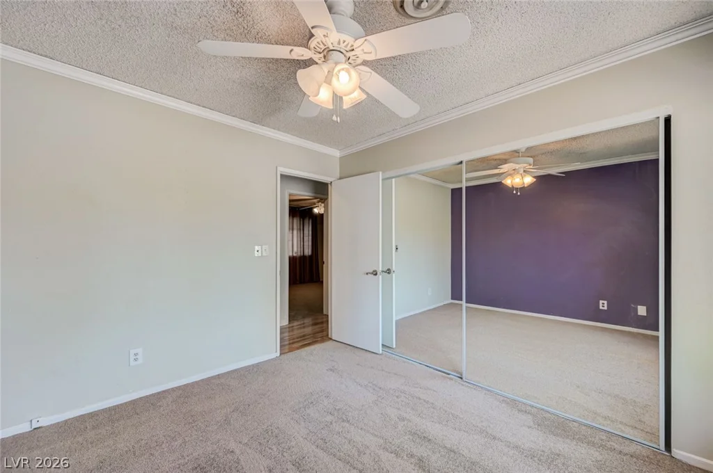 1209 Meadbrook, Las Vegas, NV 89110