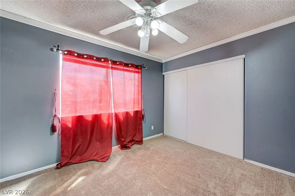 1209 Meadbrook, Las Vegas, NV 89110