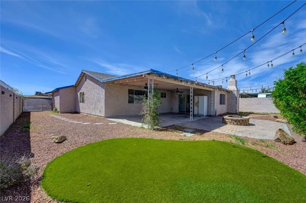 1209 Meadbrook, Las Vegas, NV 89110