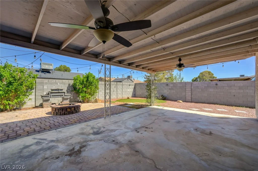 1209 Meadbrook, Las Vegas, NV 89110