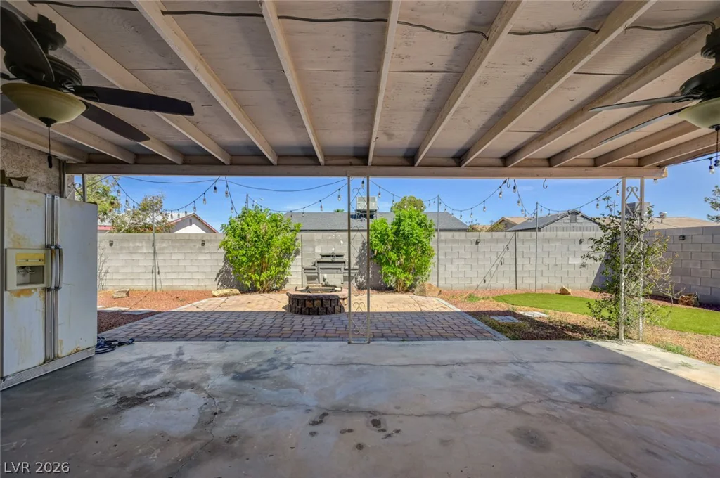 1209 Meadbrook, Las Vegas, NV 89110