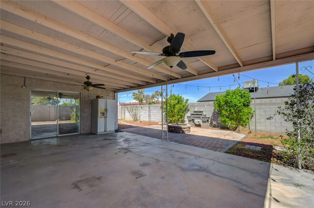 1209 Meadbrook, Las Vegas, NV 89110