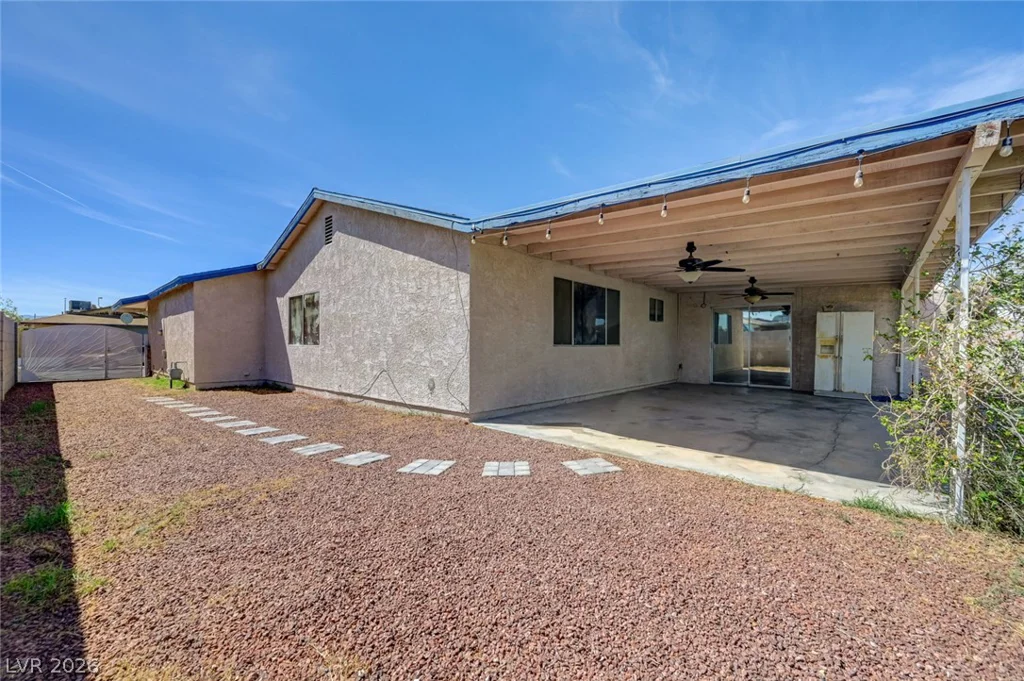 1209 Meadbrook, Las Vegas, NV 89110