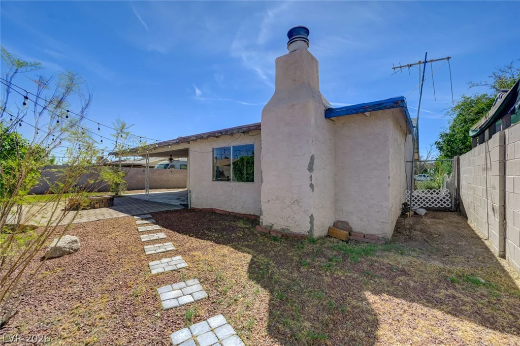 1209 Meadbrook, Las Vegas, NV 89110