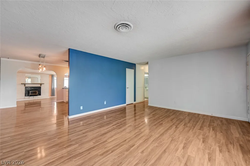 1209 Meadbrook, Las Vegas, NV 89110