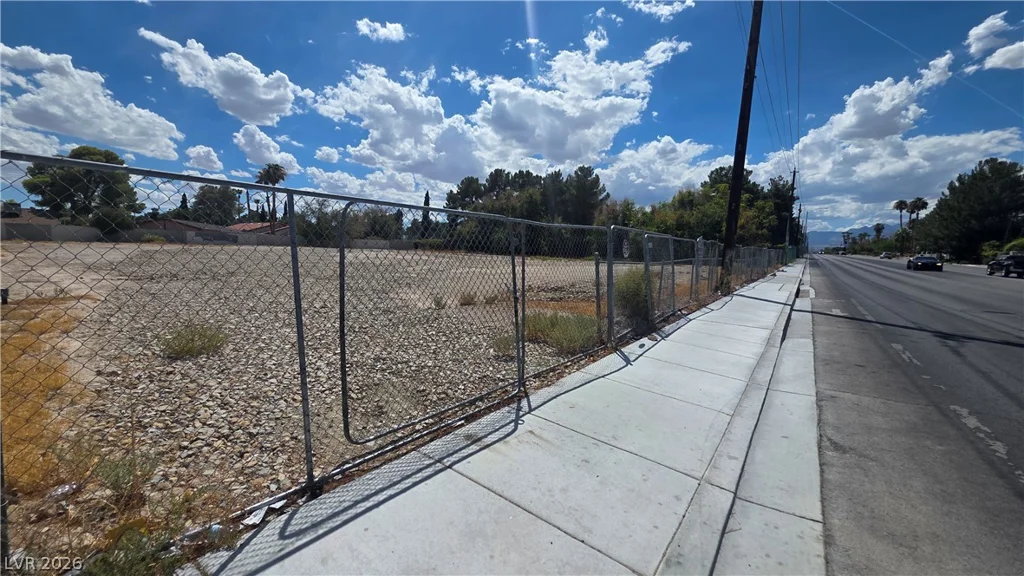3995 Vegas, Las Vegas, NV 89108