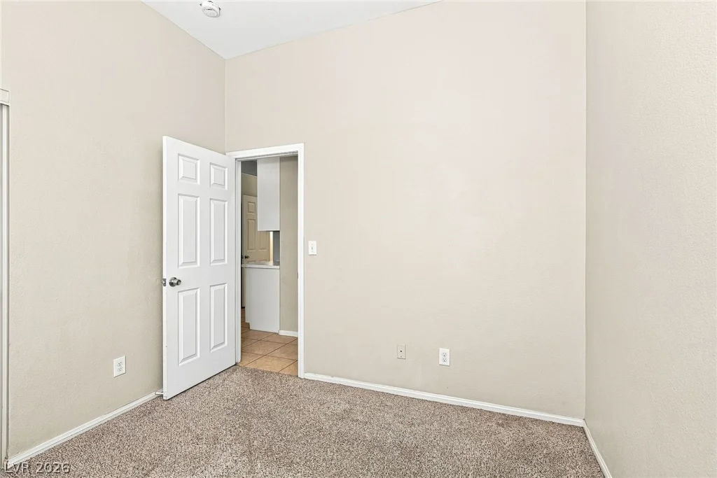 2256 Orchard Valley, Las Vegas, NV 89142
