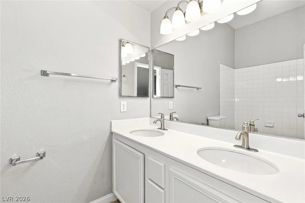 2256 Orchard Valley, Las Vegas, NV 89142