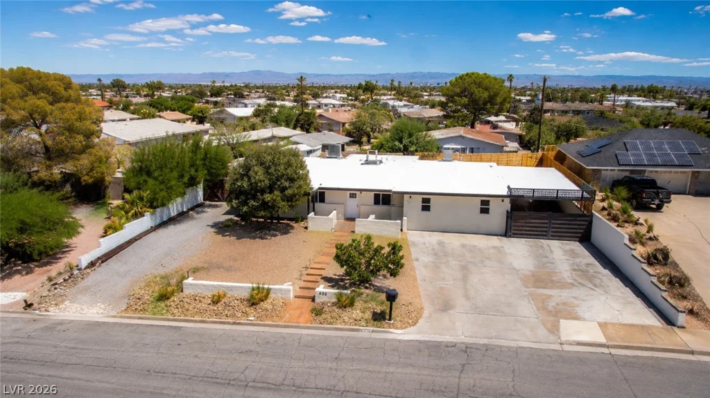 425 Blackridge, Henderson, NV 89015